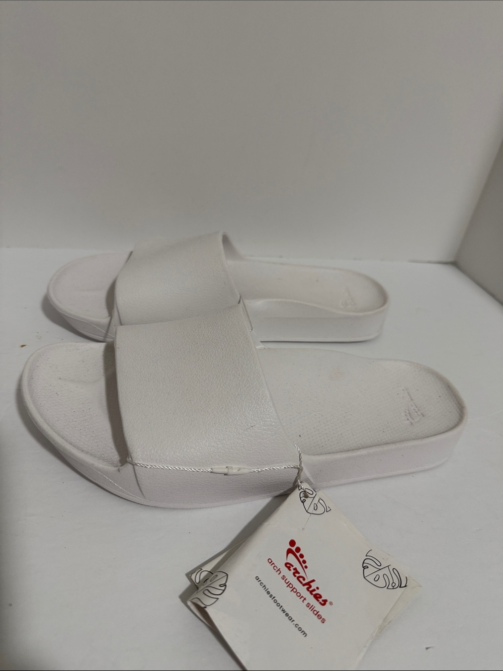 Archie’s White Unisex Slide Sandals for Women Size 8 - Picture 2 of 5